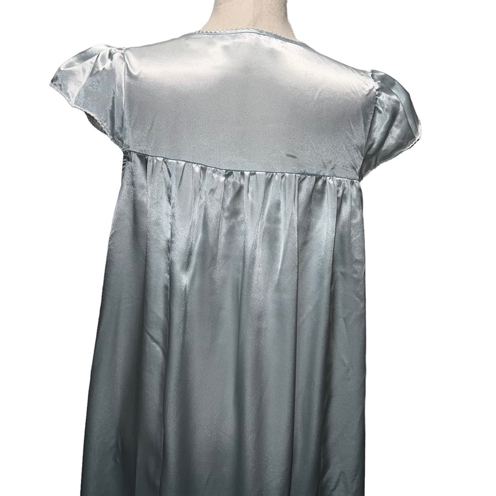 Oscar de la Renta Lace Trim Embellishment Nightgown - Picture 6 of 15
